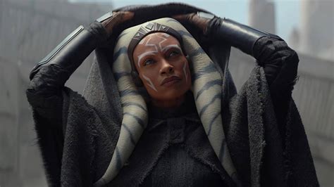 should i watch rebels before clone wars season 7